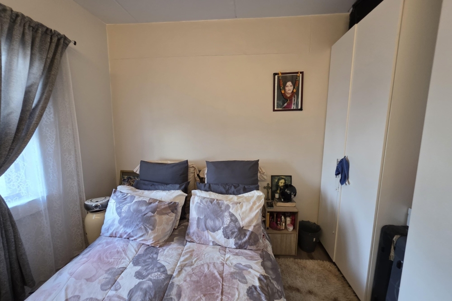 2 Bedroom Property for Sale in Ottery East Western Cape